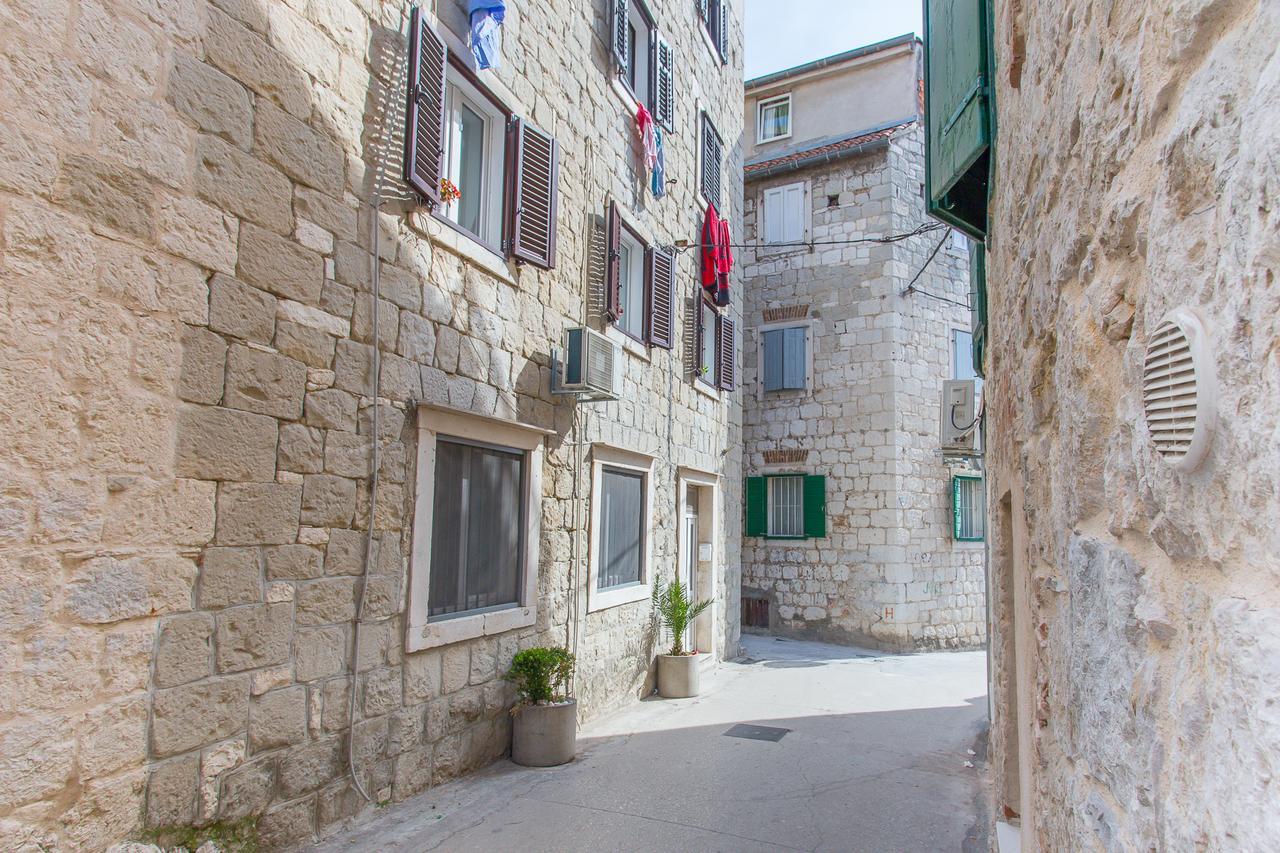 Apartment Karmen Split Bagian luar foto